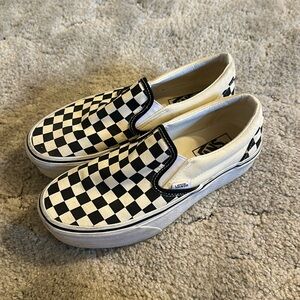 Women’s size 8 platform Vans